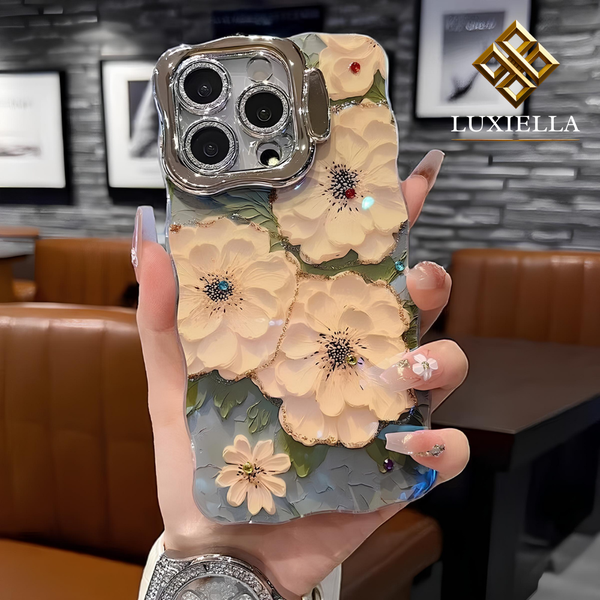Luxiella 3D Beyaz Şakayık Çiçek Telefon Kılıfı – Kamera Bölgesinde Açılır Kapanır Halka Tutucu, Krom Kamera Çerçevesi, Parlak Şeffaf Tasarım, Darbe Korumalı, iPhone Uyumlu